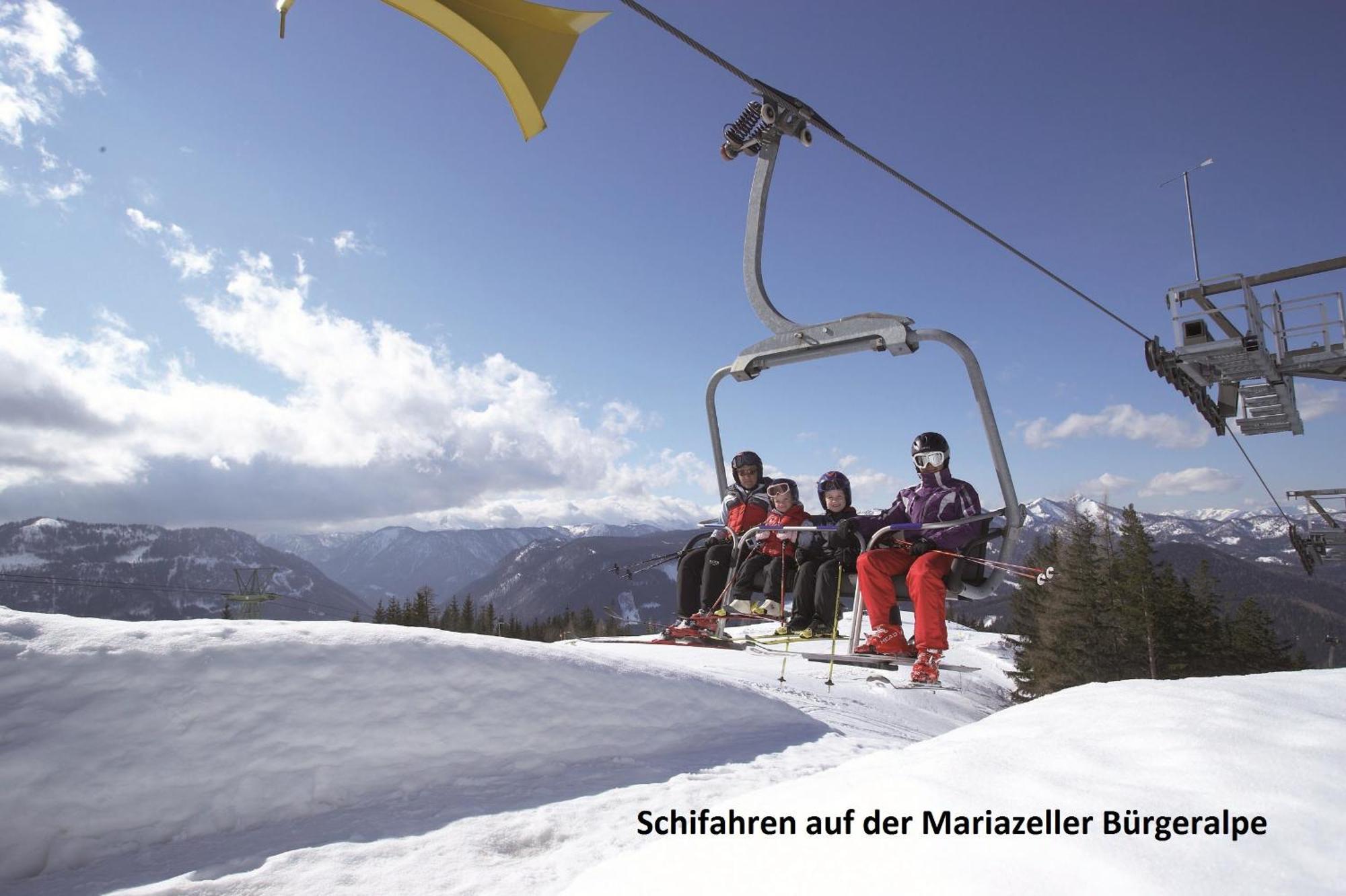 Hotel Zum Kirchenwirt Mariazell Buitenkant foto