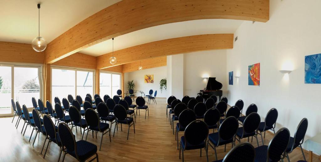 Hotel Zum Kirchenwirt Mariazell Buitenkant foto